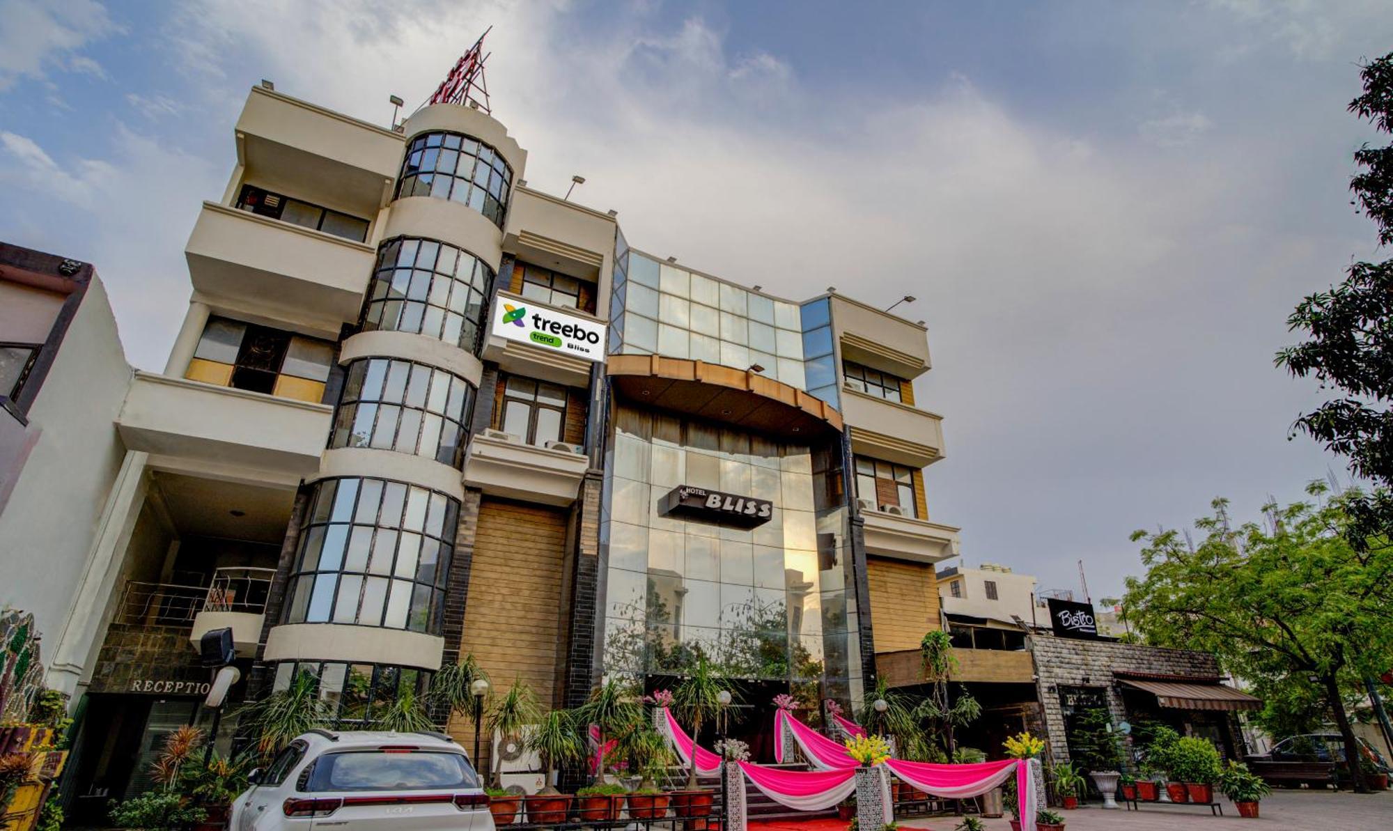 Hotel Treebo Bliss Jaipur Exterior foto